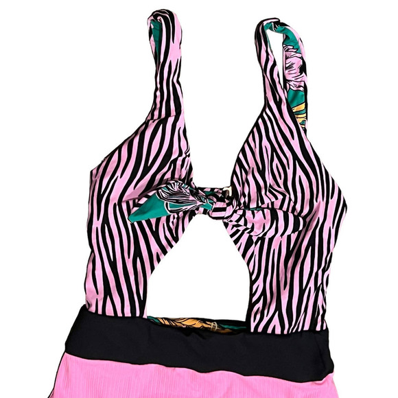 Maaji reversible One-Piece Cut Out Swimsuit (S) - Picture 2 of 6